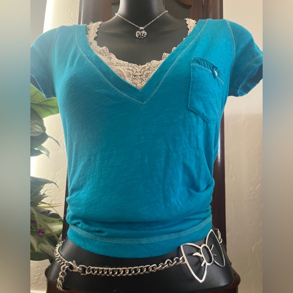 Y2k NWT Gorgeous Hollister V- Neckline short-sleeve top So Cal❣️ - Picture 8 of 16